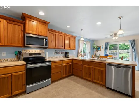 628 Stone View Way Kalama WA 98625