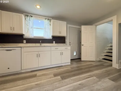 318 Willamette Street Oregon City OR 97045