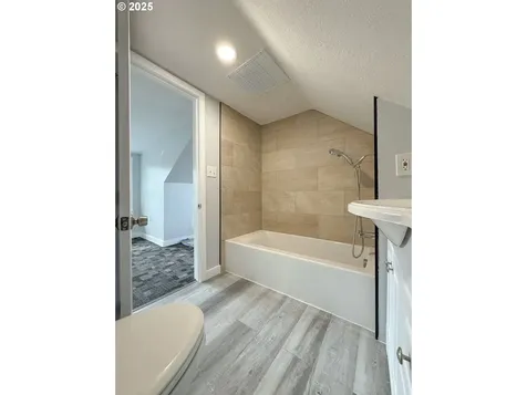 318 Willamette Street Oregon City OR 97045
