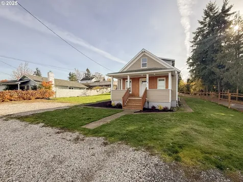 318 Willamette Street Oregon City OR 97045
