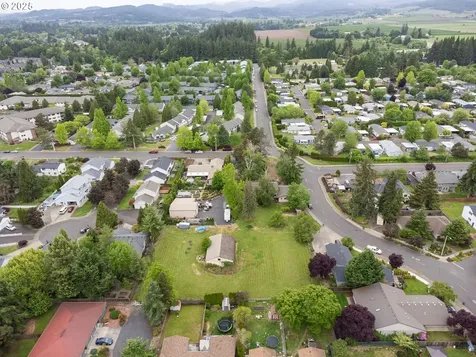 2950 NE Hembree Street Mcminnville OR 97128