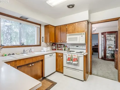 2950 NE Hembree Street Mcminnville OR 97128