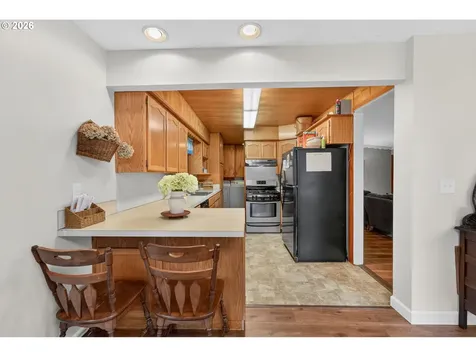 1456 NW Almira Street Roseburg OR 97471