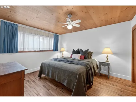 1456 NW Almira Street Roseburg OR 97471