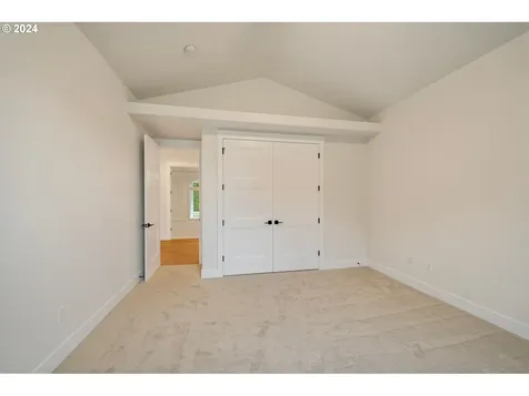 7474 Battle Creek Road Salem OR 97317