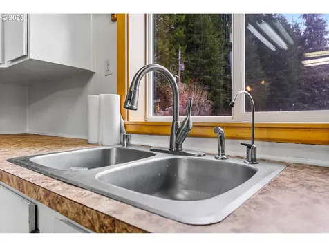 2401 Ames Creek Road Sweet Home OR 97386
