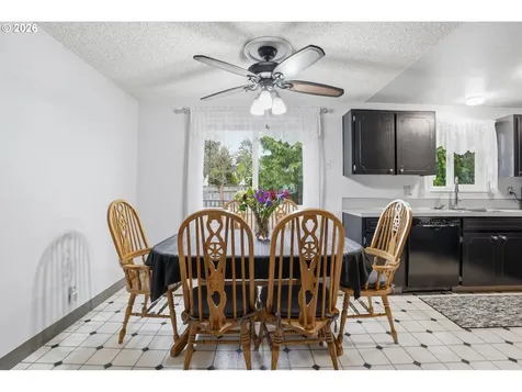 3200 NE 151st Avenue Vancouver WA 98682
