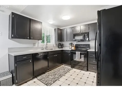 3200 NE 151st Avenue Vancouver WA 98682