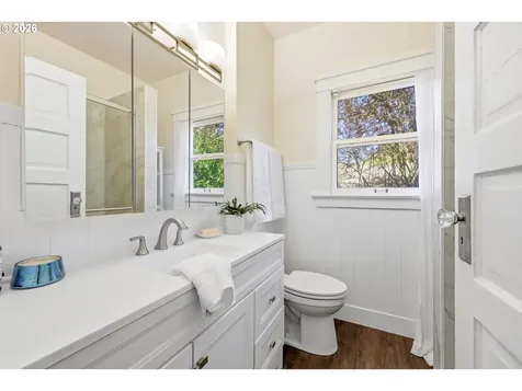 5725 NE 32nd Place Portland OR 97211