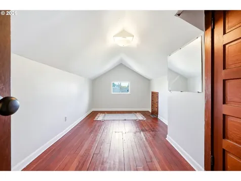5725 NE 32nd Place Portland OR 97211