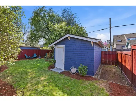 5725 NE 32nd Place Portland OR 97211