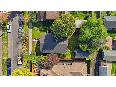 5725 NE 32nd Place Portland OR 97211
