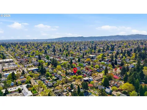 5725 NE 32nd Place Portland OR 97211