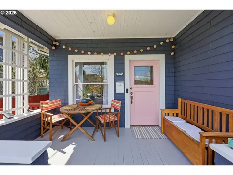 5725 NE 32nd Place Portland OR 97211