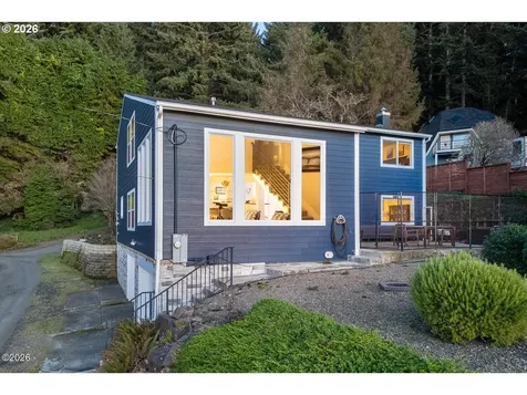 3763 Rocky Creek Avenue Depoe Bay OR 97341