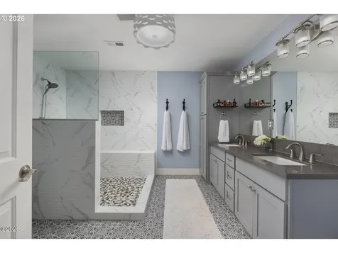 3763 Rocky Creek Avenue Depoe Bay OR 97341