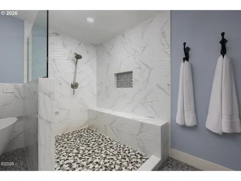 3763 Rocky Creek Avenue Depoe Bay OR 97341