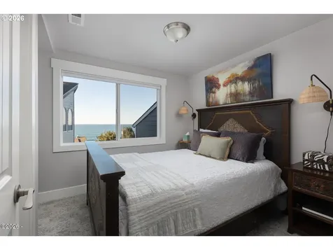 3763 Rocky Creek Avenue Depoe Bay OR 97341
