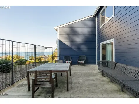 3763 Rocky Creek Avenue Depoe Bay OR 97341