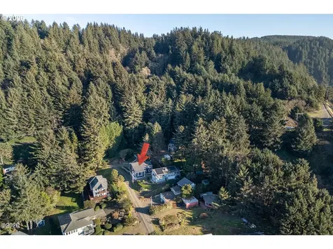 3763 Rocky Creek Avenue Depoe Bay OR 97341