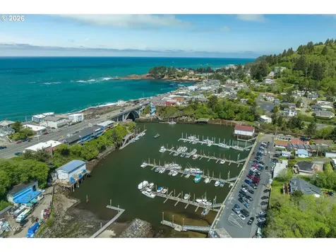 3763 Rocky Creek Avenue Depoe Bay OR 97341