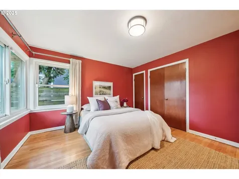 7120 NE 6th Avenue Portland OR 97211