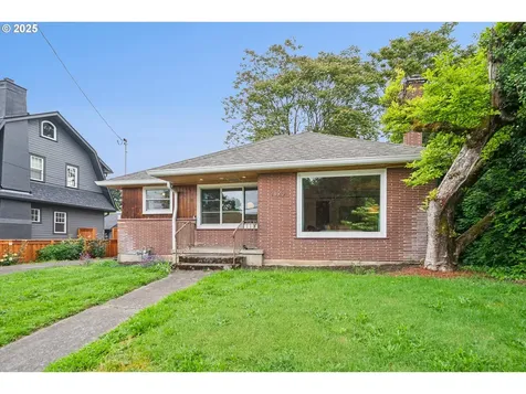 7120 NE 6th Avenue Portland OR 97211