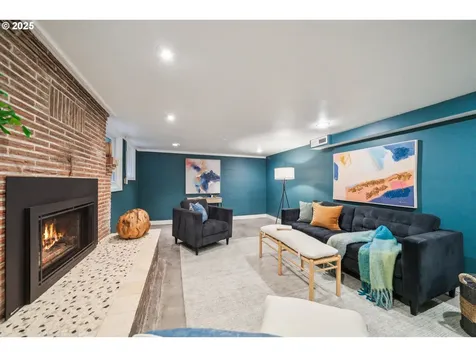 7120 NE 6th Avenue Portland OR 97211