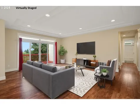 2436 SW Oakwood Court Dallas OR 97338
