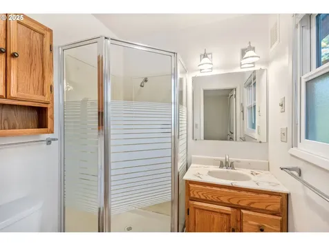 1105 SE 99th Avenue Vancouver WA 98664