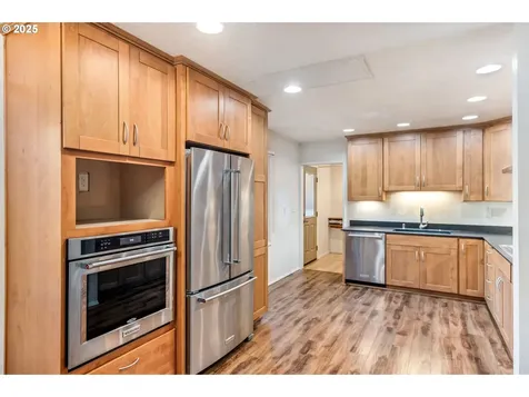 1105 SE 99th Avenue Vancouver WA 98664