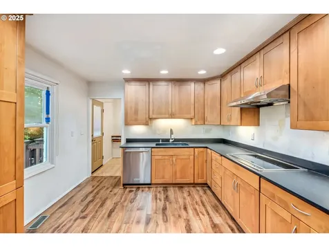 1105 SE 99th Avenue Vancouver WA 98664