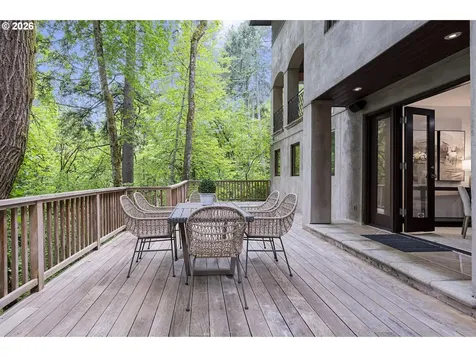 3138 NW Verde Vista Terrace Portland OR 97210