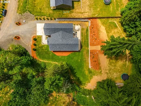 108 Lily Lane Castle Rock WA 98611