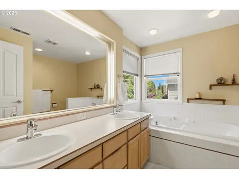 14204 NW 23rd Court Vancouver WA 98685