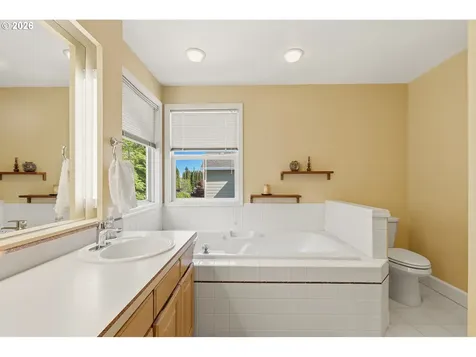 14204 NW 23rd Court Vancouver WA 98685