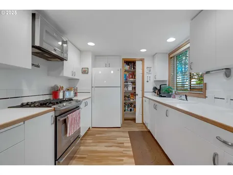 3216 NE 110th Place Portland OR 97220
