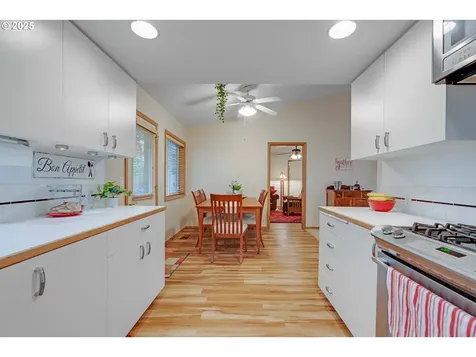 3216 NE 110th Place Portland OR 97220