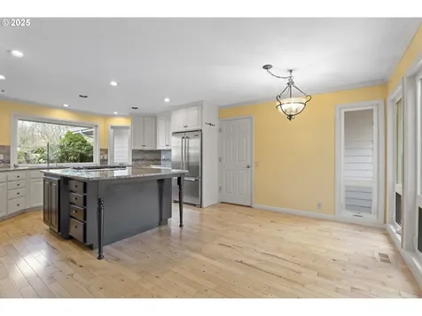 31735 SW Village Crest Court Wilsonville OR 97070