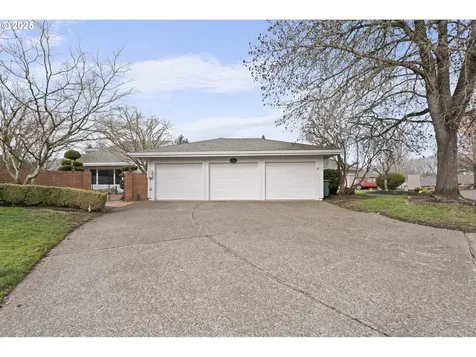 31735 SW Village Crest Court Wilsonville OR 97070