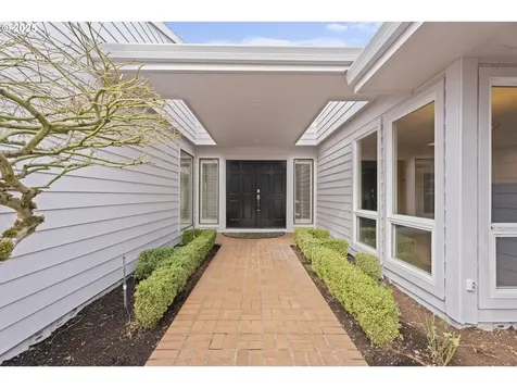 31735 SW Village Crest Court Wilsonville OR 97070