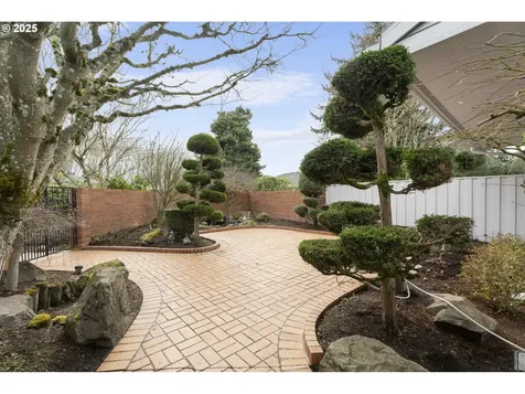 31735 SW Village Crest Court Wilsonville OR 97070