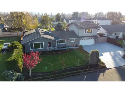 1671 T Street Springfield OR 97477