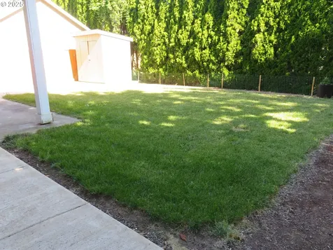 439 NW Garibaldi Street Hillsboro OR 97124