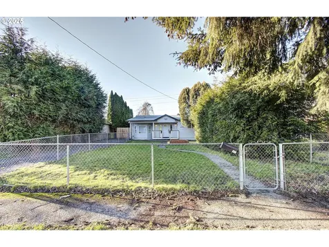1205 S 6th Avenue Kelso WA 98626