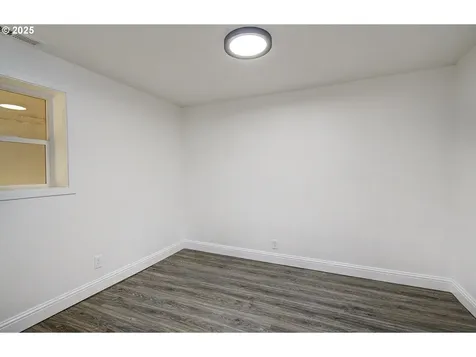 1205 S 6th Avenue Kelso WA 98626