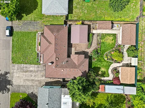 905 Hughes Street Eugene OR 97402