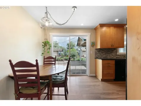 905 Hughes Street Eugene OR 97402