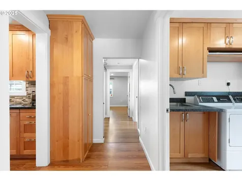 905 Hughes Street Eugene OR 97402