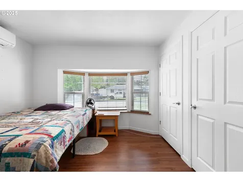 905 Hughes Street Eugene OR 97402